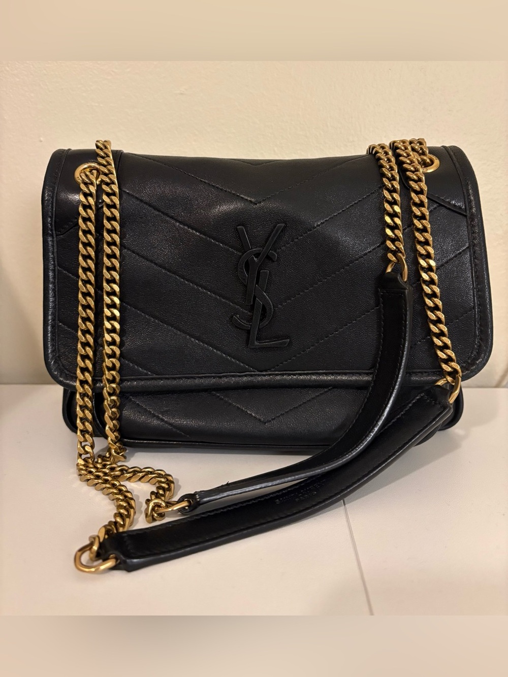 SAINT LAURENT NIKI BABY Black Leather Quilted Shoulder Bag with Gold Chain
